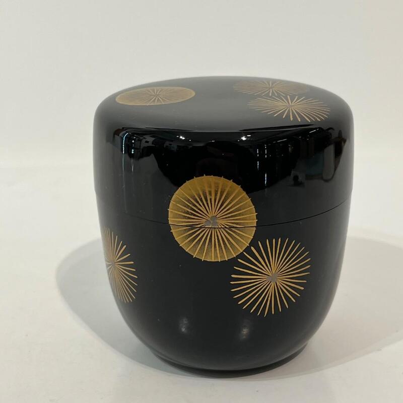 Natsume boîte à thé japonaise laquée fleurs de pin 