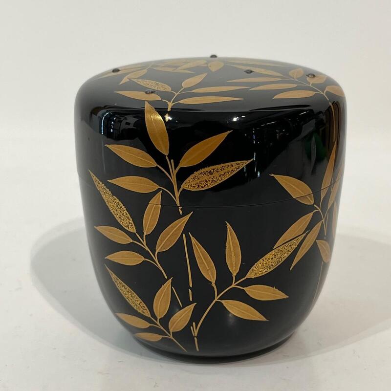 Natsume boîte à thé laquée feuilles de bambou 