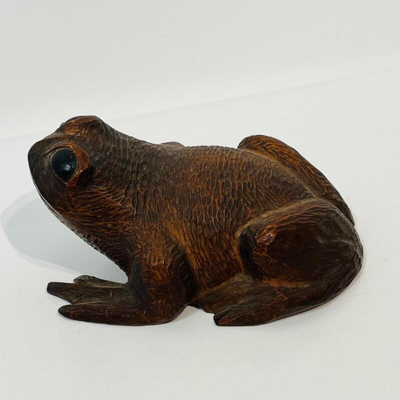 Okimono sculpture en bois japonaise grenouille
