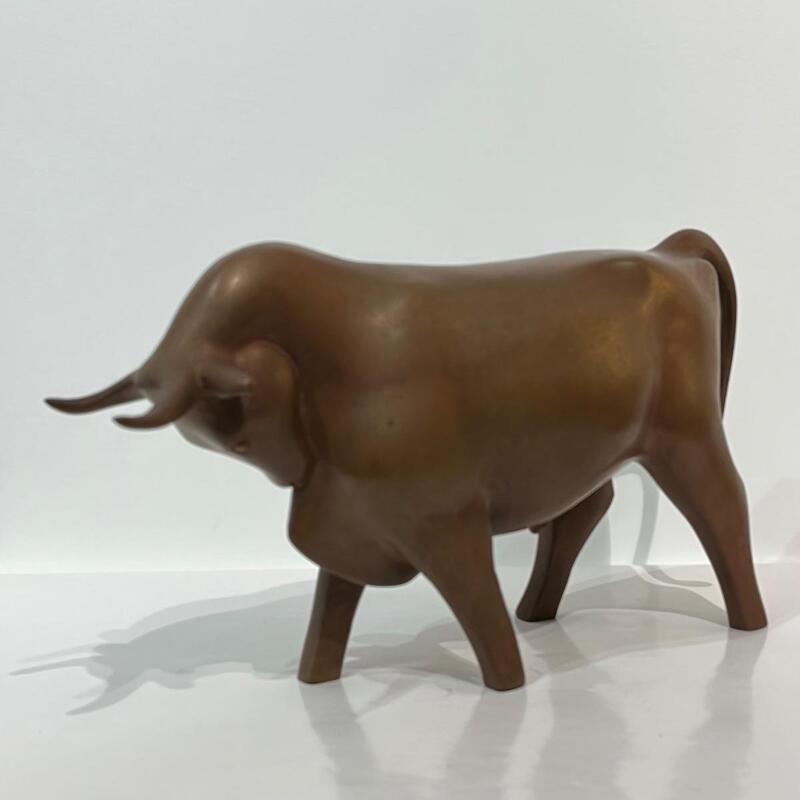 Okimono sculpture japonaise en bronze de taureau 