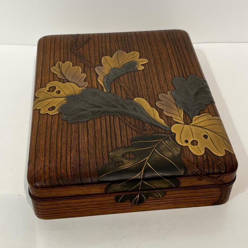 Suzuribako feuilles de chêne, boîte à calligraphie 